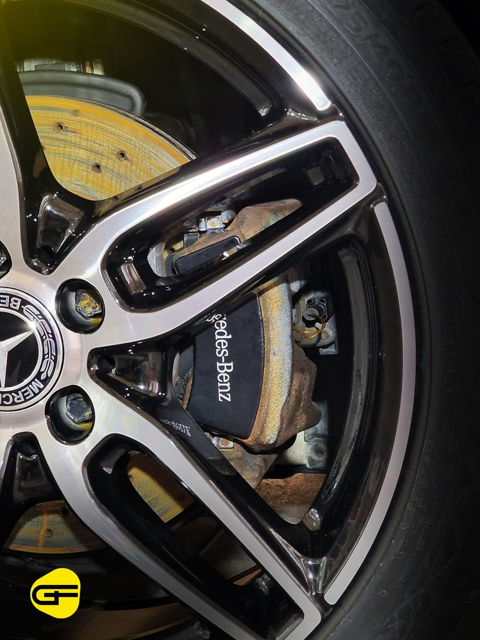 Bremssättel lackieren vorher bei GF Lukas